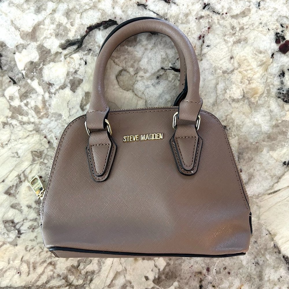 Steve Madden Purse Small Tote Taupe Clutch Hand Bag Zipper Gold Top Handle